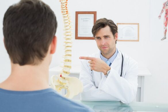 Consulta cun médico para osteocondrose cervical